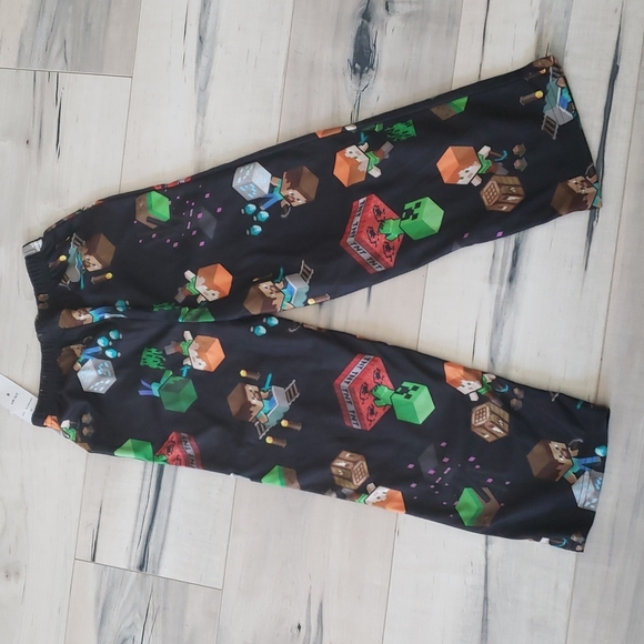 NWT Boys Minecraft Pajamas size 6 - Picture 4 of 5